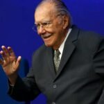 Sarney continua tratamento iniciado no Maranhão após pneumonia